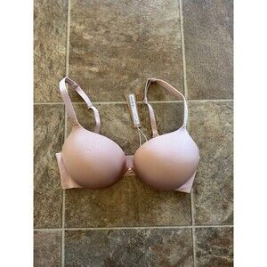 SKIMS Padded Light Pink T-shirt Bra